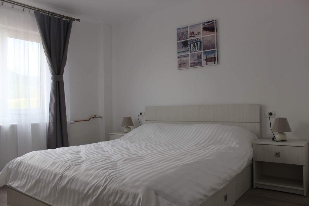 Apartament Anais Кэлимэнешти Экстерьер фото