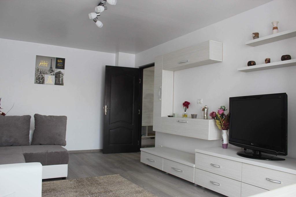 Apartament Anais Кэлимэнешти Экстерьер фото