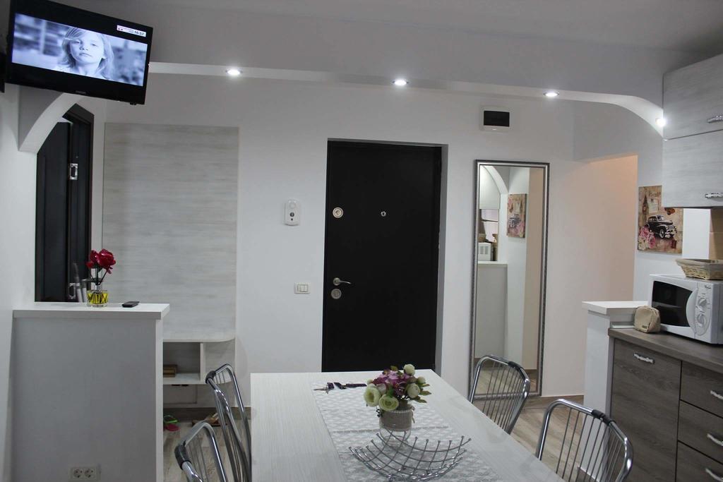Apartament Anais Кэлимэнешти Экстерьер фото